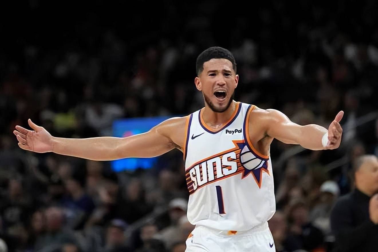 快船翻盘上海队，布克统治全场