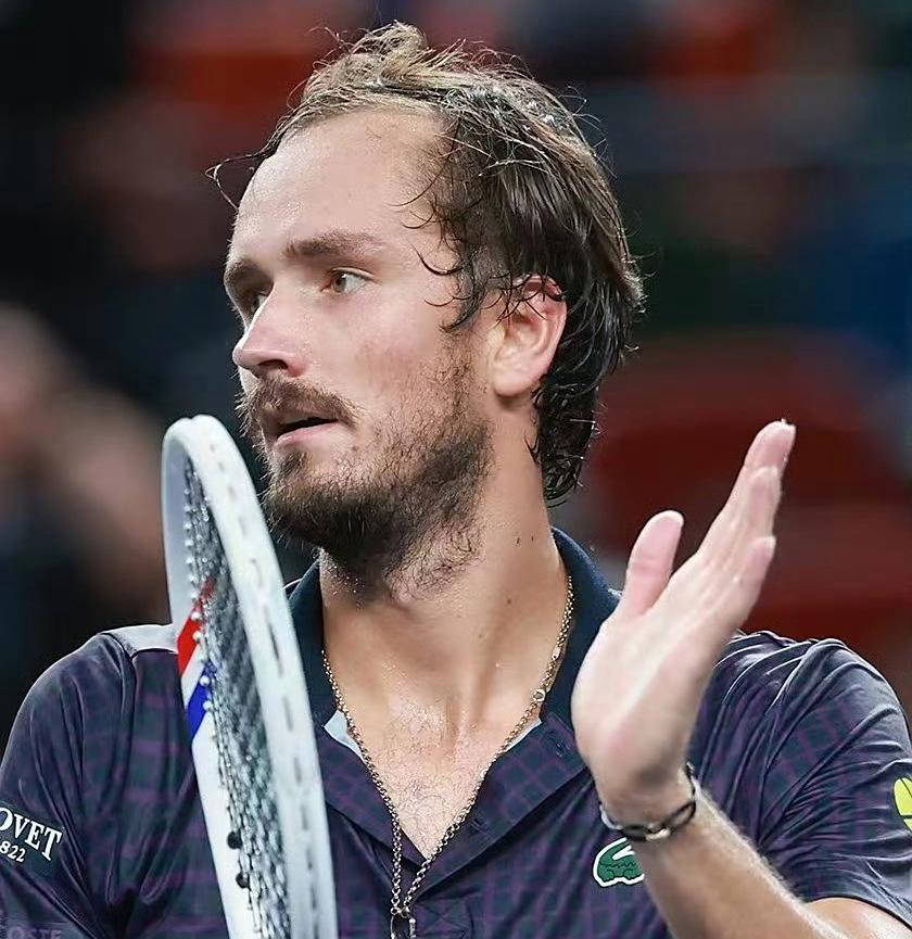 年终总决赛碾压蒙特卡洛大师赛，梅德韦杰夫关键制胜