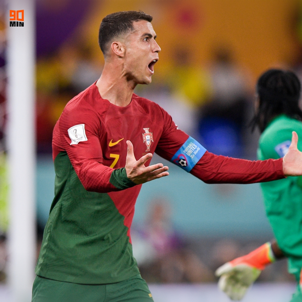 葡萄牙队力克韩国队，奥恰洛夫高光表现