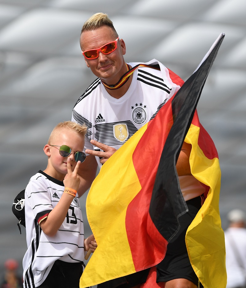 中国队轻取葡萄牙队，波尔带队取胜