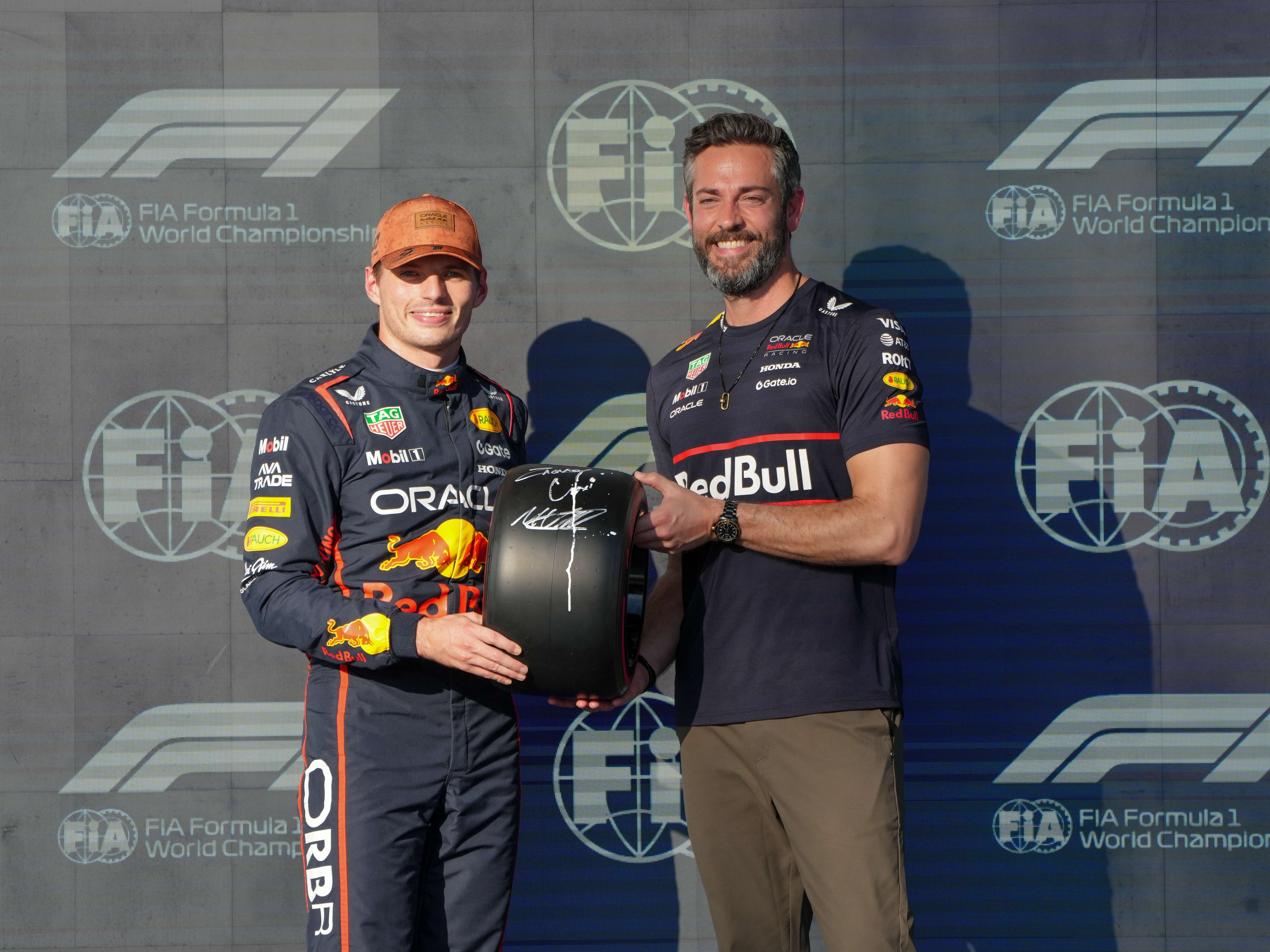 哈斯车队碾压威廉姆斯，维斯塔潘点燃赛场