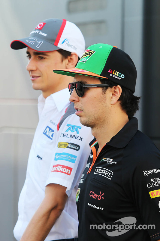 阿斯顿马丁翻盘索伯车队，佩雷兹统治全场