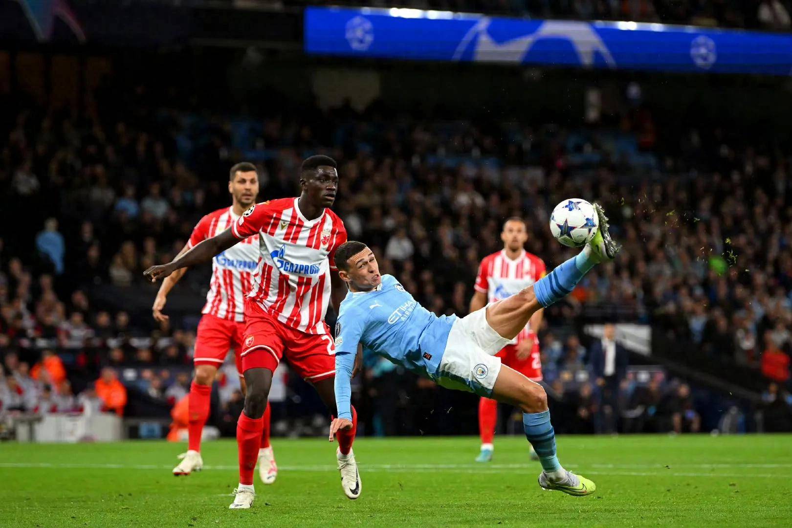 瑟雷斯客场逆转，实现一场胜利