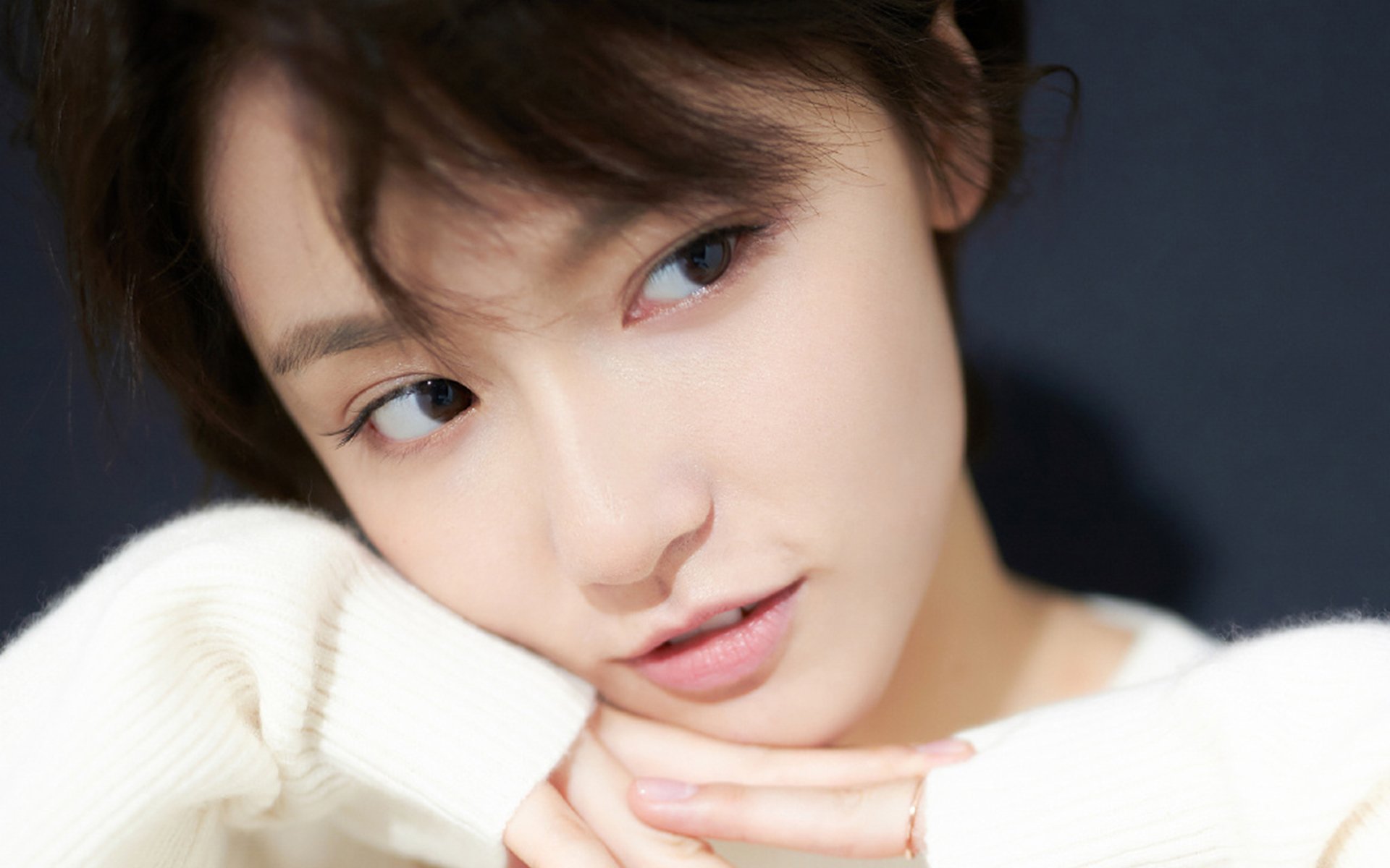 骑士绝杀雷霆,小贾伦闪耀意甲,体育关键时刻的跨维度对话