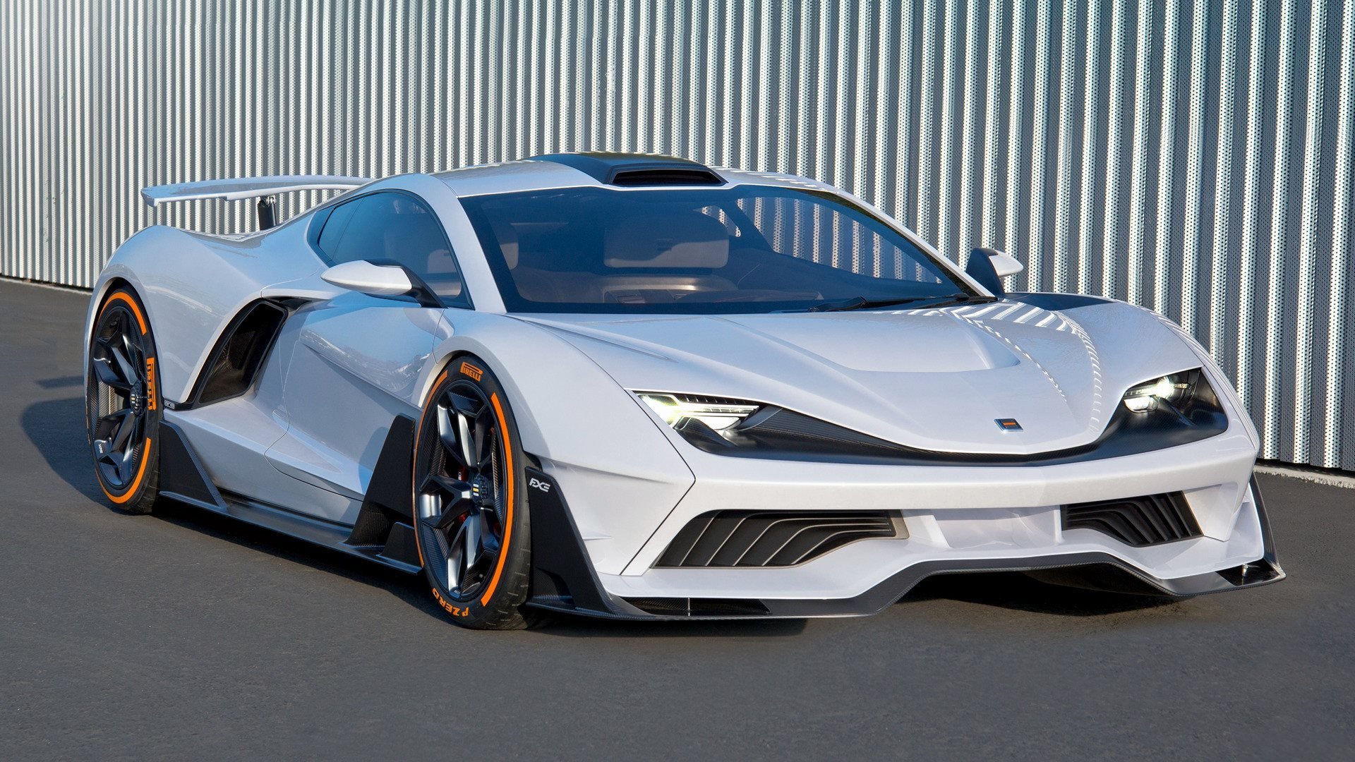 唯一性的两面，在殿堂之上，以街巷之名