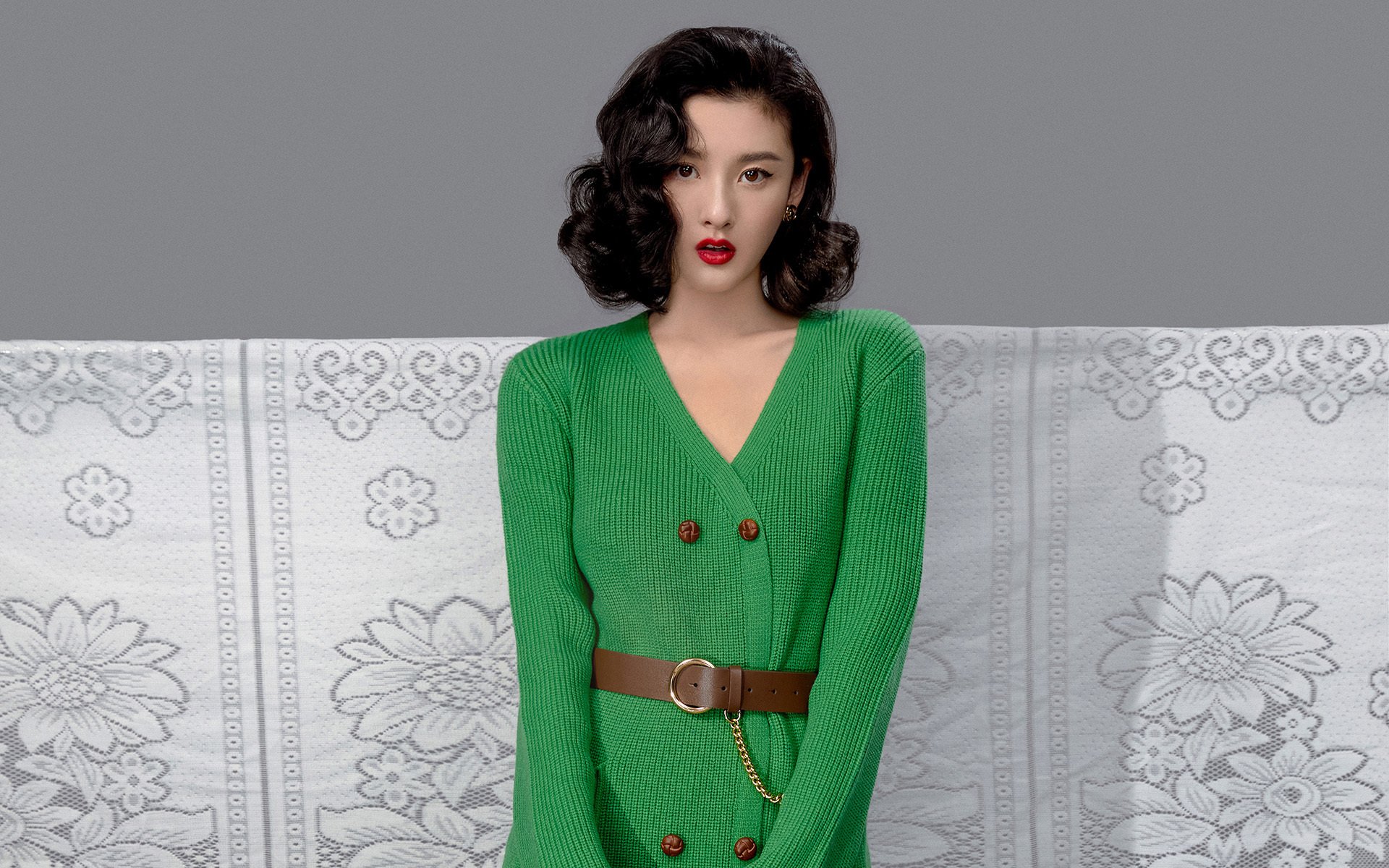 浓眉末节统治时刻！湖人逆袭掘金，詹皇未上仍取胜，西部格局暗流涌动